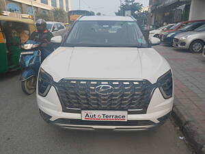 Second Hand Hyundai Alcazar Platinum (O) 7 Seater 1.5 Diesel AT in Bangalore