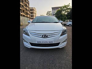 Second Hand Hyundai Verna 1.6 VTVT SX in Nashik