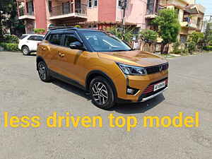 Second Hand महिंद्रा xuv300 w8 (o) 1.2 पेट्रोल in कोलकाता