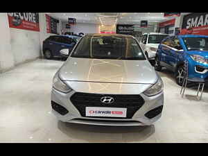 Second Hand हुंडई वरना EX 1.6 CRDI [2017-2018] in कानपुर