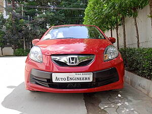 Second Hand Honda Brio S MT in Hyderabad