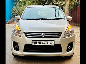 Second Hand Maruti Suzuki Ertiga ZXi in Delhi