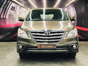 Second Hand Toyota Innova 2.5 VX BS IV 8 STR in Bangalore