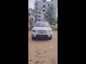 Second Hand Hyundai Santa Fe 2 WD in Hyderabad