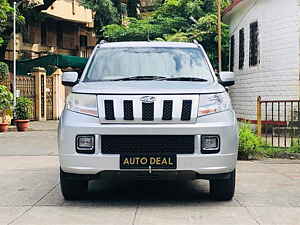 Second Hand महिंद्रा tuv300 t6 प्लस in मुंबई