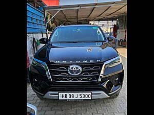 Second Hand Toyota Fortuner 4X2 MT 2.7 Petrol in Karnal