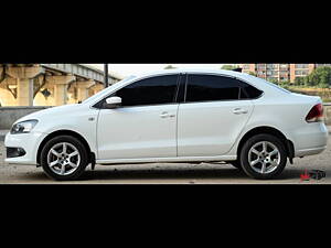 Second Hand Volkswagen Vento Highline Petrol in Ahmedabad