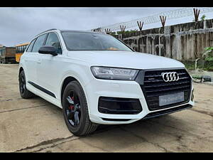 Second Hand Audi Q7 45 TDI Premium Plus in Mumbai