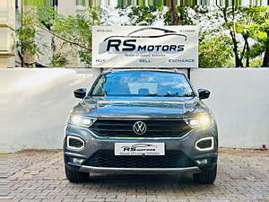 Second Hand Volkswagen T-Roc 1.5 TSI in Pune