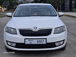 Second Hand Skoda Octavia 2.0 TDI CR Ambition in Nashik