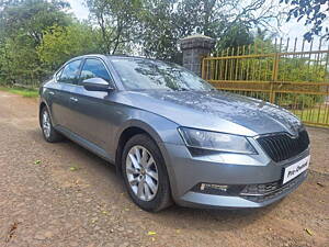 Second Hand Skoda Superb L&K TDI AT in Pune