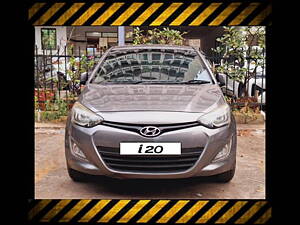 Second Hand Hyundai i20 Asta 1.4 CRDI with AVN 6 Speed in Hyderabad