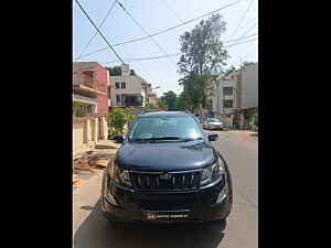 Second Hand महिंद्रा एक्सयूवी 500 w10 एडब्ल्यूडी ऑटोमैटिक in बैंगलोर