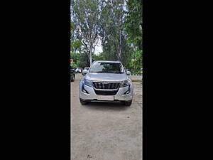 Second Hand Mahindra XUV500 W11 AT in Rudrapur