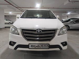 Second Hand Toyota Innova 2.5 G 8 STR BS-IV in Mumbai