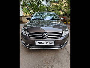 Second Hand Volkswagen Passat Highline DSG in Mumbai