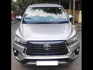 Second Hand Toyota Innova Crysta GX 2.4 8 STR in Bangalore