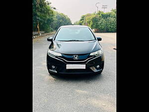 Second Hand Honda Jazz V AT Petrol in Delhi