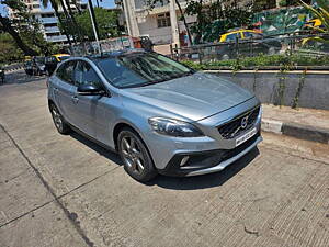 Second Hand Volvo V40 Cross Country D3 in Mumbai