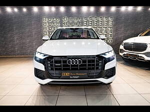 Second Hand Audi Q8 Celebration in Delhi