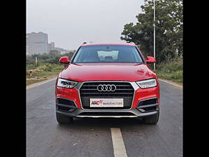 Second Hand Audi Q3 30 TDI Premium FWD in Ahmedabad