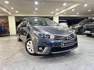 Second Hand Toyota Corolla Altis G AT Petrol in Delhi