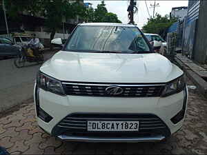 Second Hand महिंद्रा xuv300 1.5 w6 [2019-2020] in दिल्ली