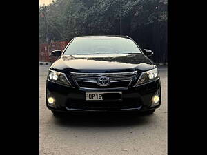 Second Hand Toyota Camry Hybrid in Delhi