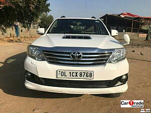 Used Toyota Fortuner Cars In New Delhi Second Hand Toyota