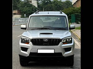 Second Hand Mahindra Scorpio S6 Plus in Delhi