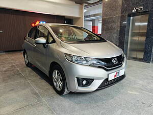 Second Hand Honda Jazz V AT Petrol in Ahmedabad