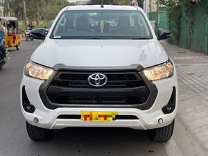Second Hand Toyota Hilux STD 4X4 MT in Hyderabad