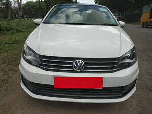 Second Hand Volkswagen Vento Comfortline 1.6 (P) in Pune