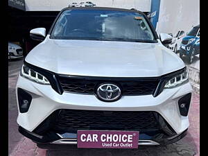 Second Hand Toyota Fortuner 2.8 4X2 AT in Jaipur