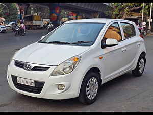 Second Hand हुंडई i20 मैग्ना 1.2 in मुंबई