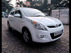 Second Hand Hyundai i20 Asta 1.2 (O) With Sunroof in Pune