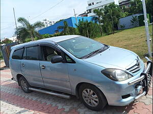 Second Hand Toyota Innova 2.5 V 7 STR in Hyderabad