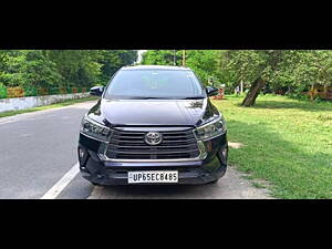 Second Hand Toyota Innova Crysta 2.4 VX 7 STR [2016-2020] in Lucknow