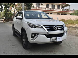 Second Hand Toyota Fortuner 2.8 4x2 AT [2016-2020] in Gurgaon