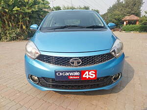 Second Hand Tata Tiago Revotron XZ in Delhi