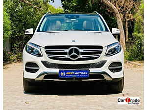 Second Hand मर्सिडीज़ बेंज़ GLE 250  डी in अहमदाबाद