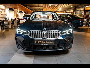 Second Hand BMW 3-Series 330i M Sport Dark in Delhi