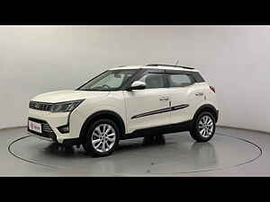 Second Hand महिंद्रा xuv300 w8 1.5 डीज़ल [2020] in अहमदाबाद