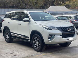 Second Hand Toyota Fortuner 2.8 4x2 AT [2016-2020] in Pune
