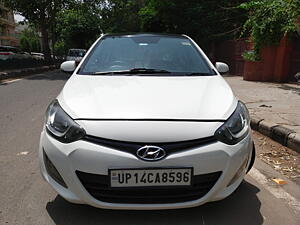 Second Hand Hyundai i20 [2010-2012] Sportz 1.4 CRDI in Delhi