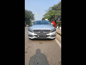 Second Hand Mercedes-Benz C-Class C 200 Avantgarde in Delhi
