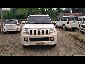 Second Hand Mahindra TUV300 [2015-2019] T6 Plus in Sultanpur