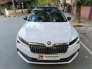 Second Hand Skoda Superb L&K TSI AT in Bangalore