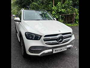 Second Hand मर्सिडीज़ बेंज़ GLE 300d 4मैटिक एलडब्ल्यूबी [2020-2023] in मुंबई