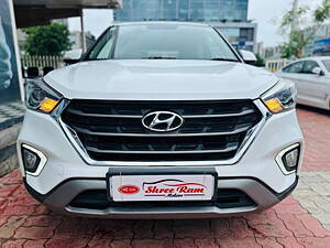 Second Hand Hyundai Creta SX 1.6 AT Petrol in Ahmedabad